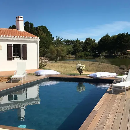 Pour 10 Avec Piscine Et Jardin * נוארמוטייה-אן-ליל