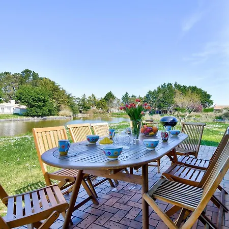 Pour 10 Avec Piscine Et Jardin נוארמוטייה-אן-ליל